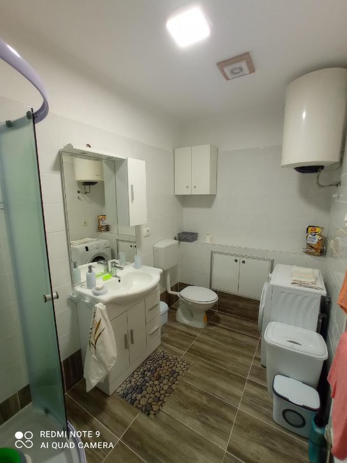 Studio Apartman Sonja Otočac Екстериор снимка